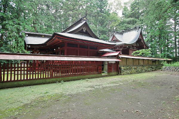八槻都々古別神社
